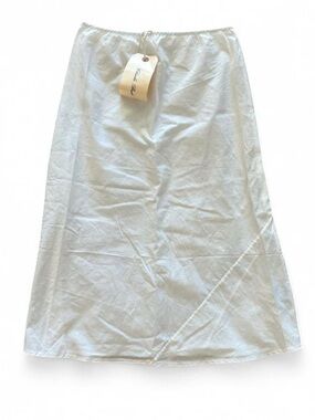 NWT Charlie Beads White Midi Skirt with Elastic Waist